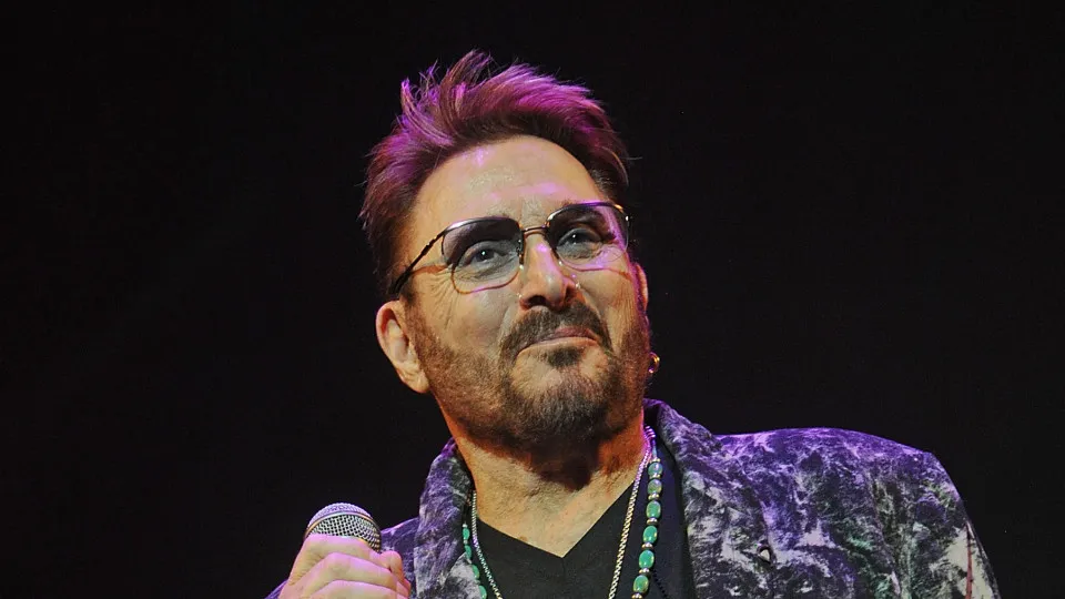 Morre Chuck Negron, vocalista e fundador do Three Dog Night - img