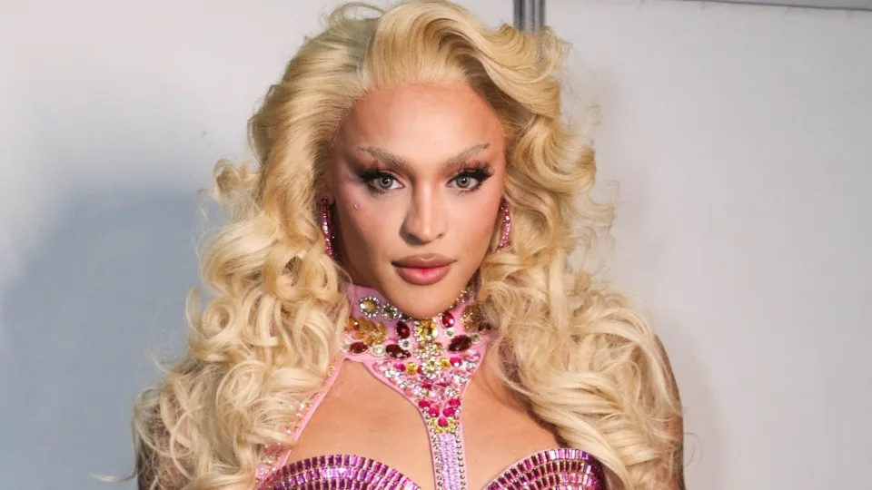 Nunca vamos esquecer, dizem cantoras do NMIXX após bloco com Pabllo Vittar no Carnaval - img