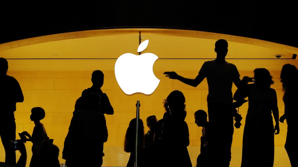 Apple paga fortunas para evitar que rivais "roubem" funcionários - img