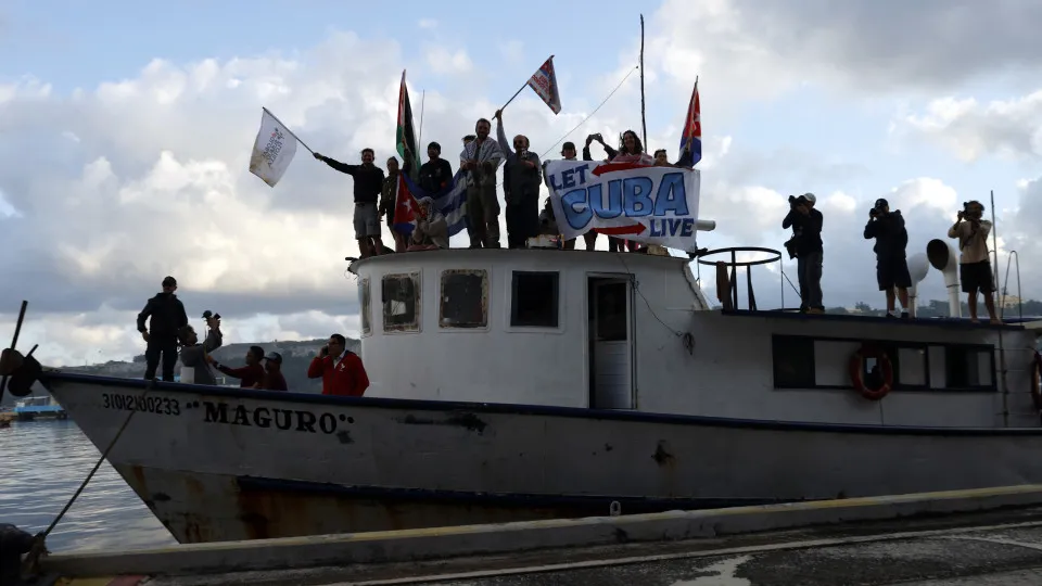 Barcos que levavam ajuda a Cuba desaparecem no mar - img
