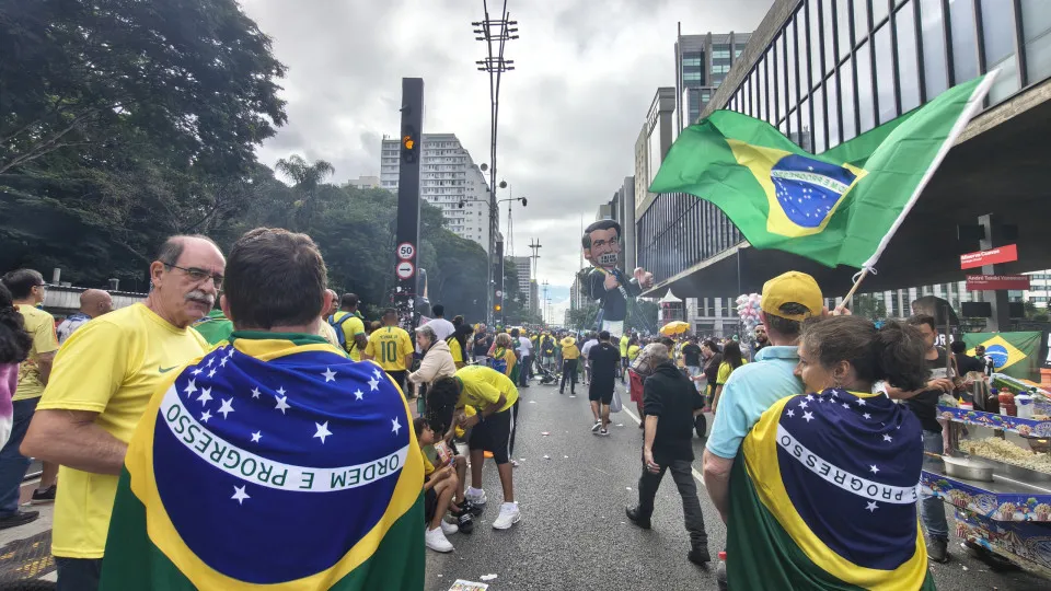 Manifestações bolsonaristas foram marcadas por 'flopada histórica', diz líder do governo - img