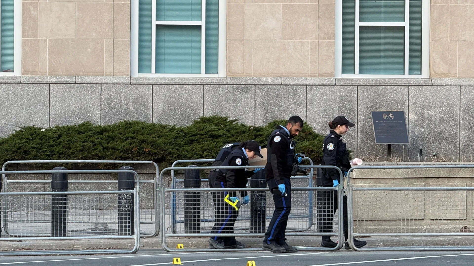 Polícia investiga disparos perto do consulado dos EUA em Toronto - img