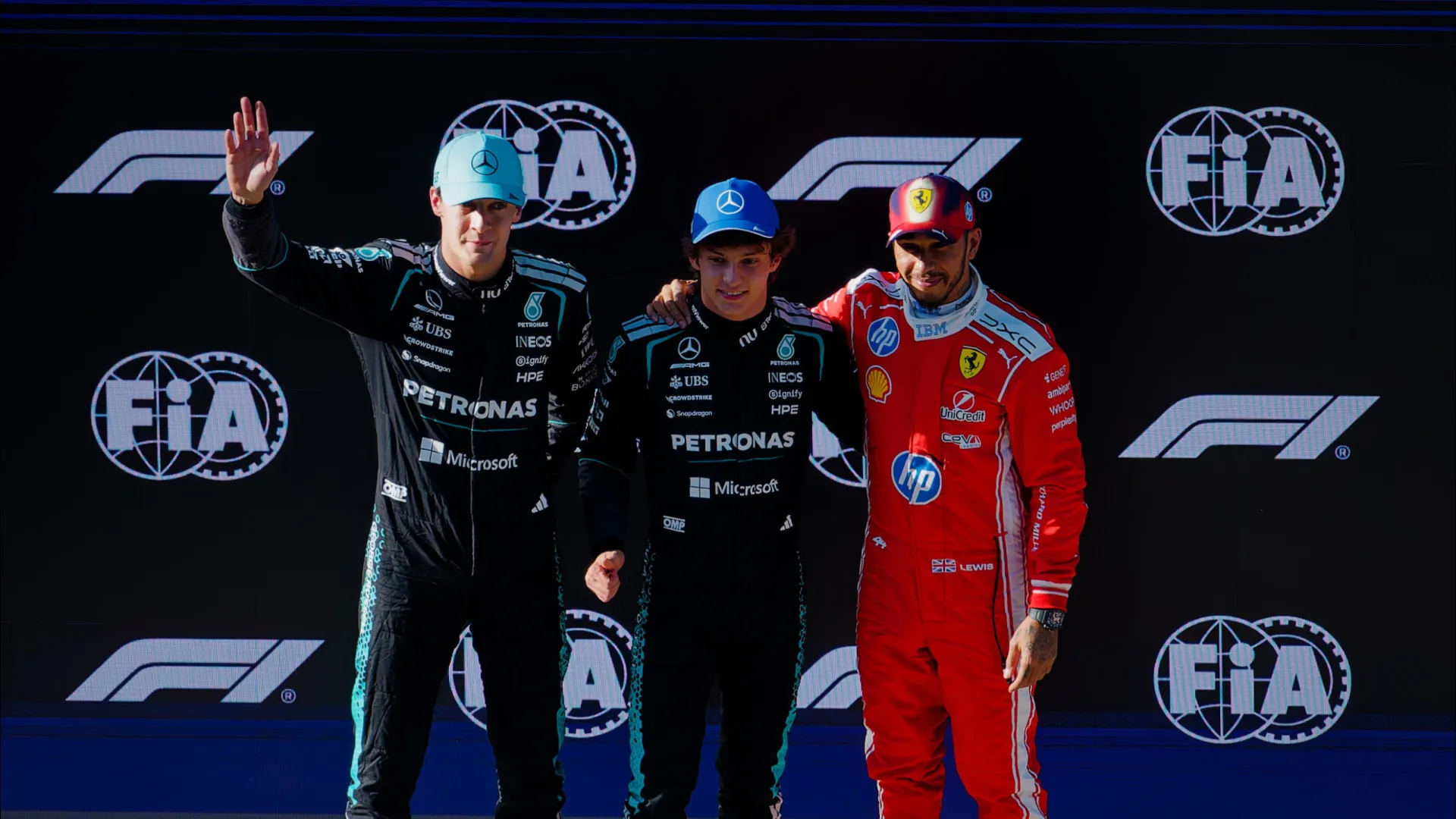 Russell vence corrida sprint no GP da China e Antonelli faz história - img