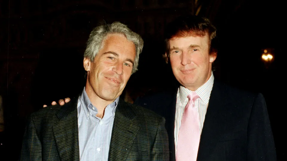Telefone da Casa Branca é identificado como 'ilha de Epstein', diz jornal - img