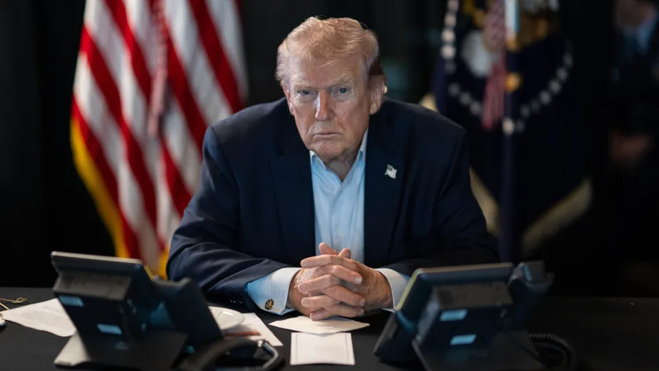 Trump diz que é 'tarde demais' para conversar com o Irã - img