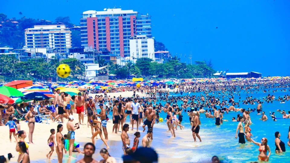 Brasil tem recorde de turistas estrangeiros no 1º trimestre, com alta anual de 19,4% - img