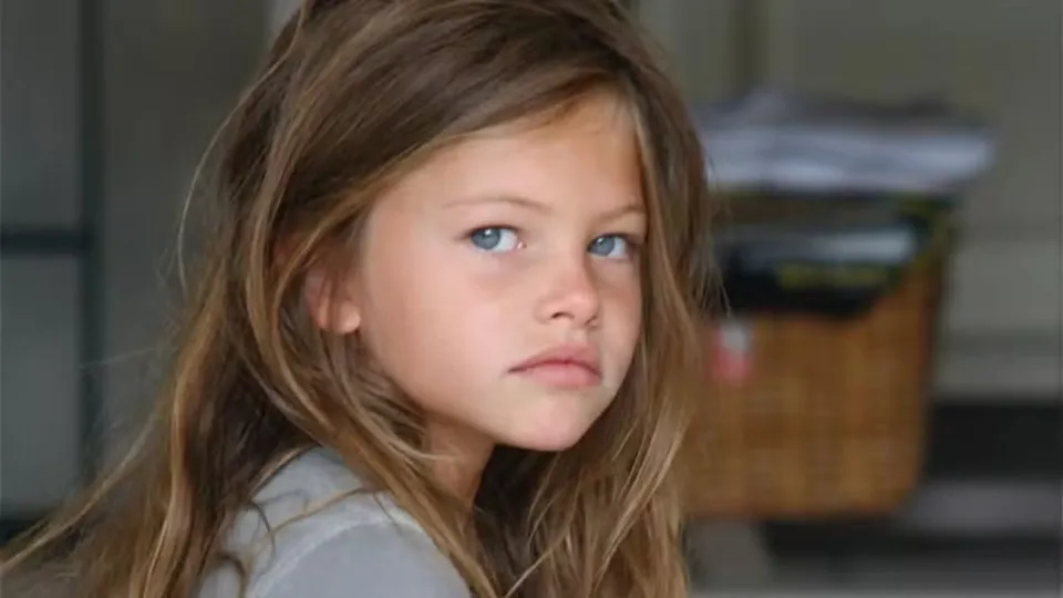 Como está hoje a menina que já foi chamada de mais bonita do mundo - img