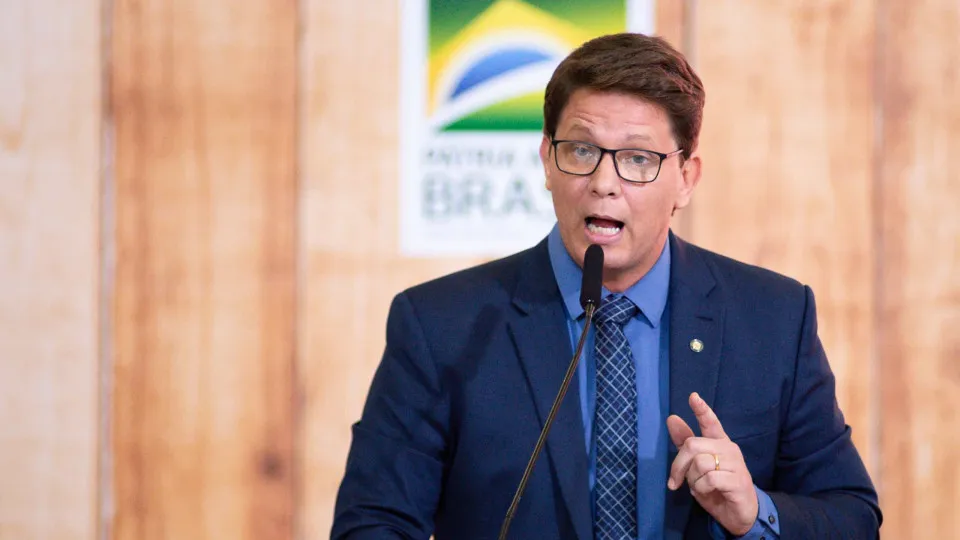 Deputado Mario Frias é internado na UTI após dores abdominais - img