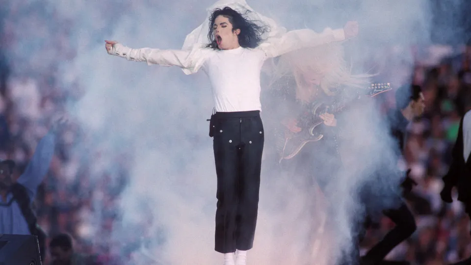 Diretor de documentário sobre acusações contra Michael Jackson critica filme - img