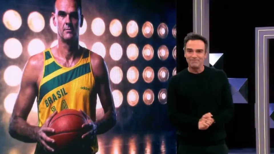 Emocionado, Tadeu Schmidt homenageia irmão na abertura do BBB 26; vídeo - img