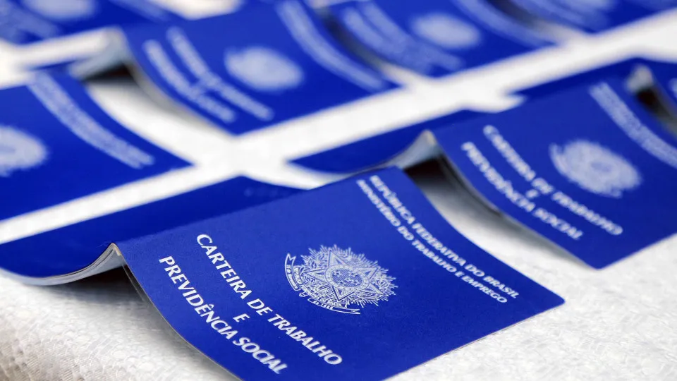 Fim da escala 6x1 é principal bandeira nos atos do 1° de Maio no país - img