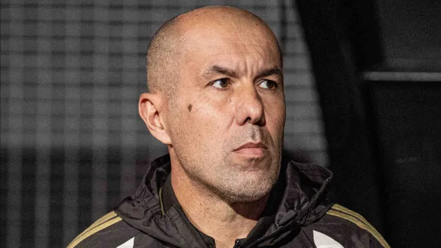 Flamengo supera Vitória na Copa do Brasil e segue 100% há 6 jogos - img