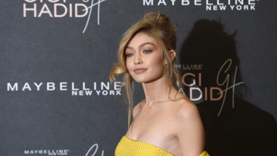 Gigi Hadid nega ligação com Jeffrey Epstein - img