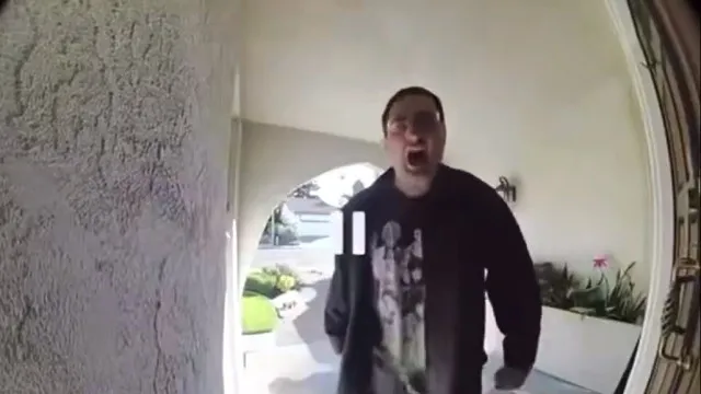 Invasor exige "Onde está a sua filha?" antes de atacar dono de casa; veja - img