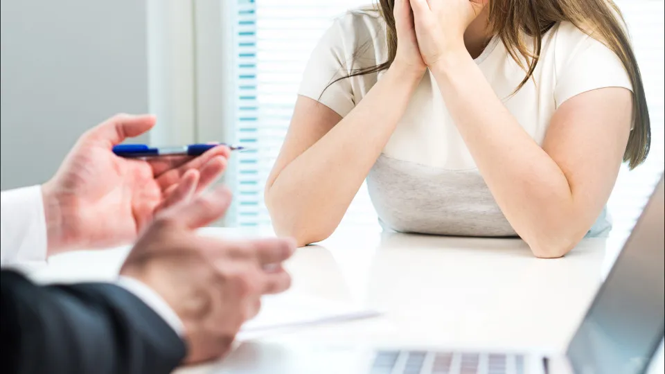 Mulheres recebem 21,3% a menos que homens em empresas privadas com mais de 100 empregados - img