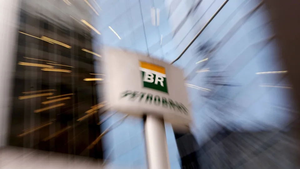 Petrobras destitui diretor de área que vendeu gás com 100% de ágio - img
