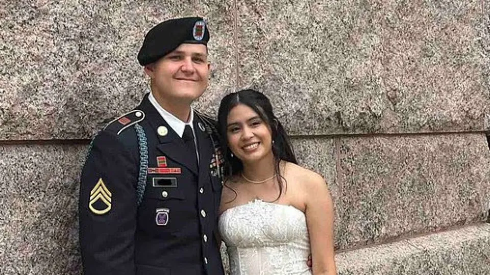 Recém-casada, mulher de sargento é detida pelo ICE nos EUA - img