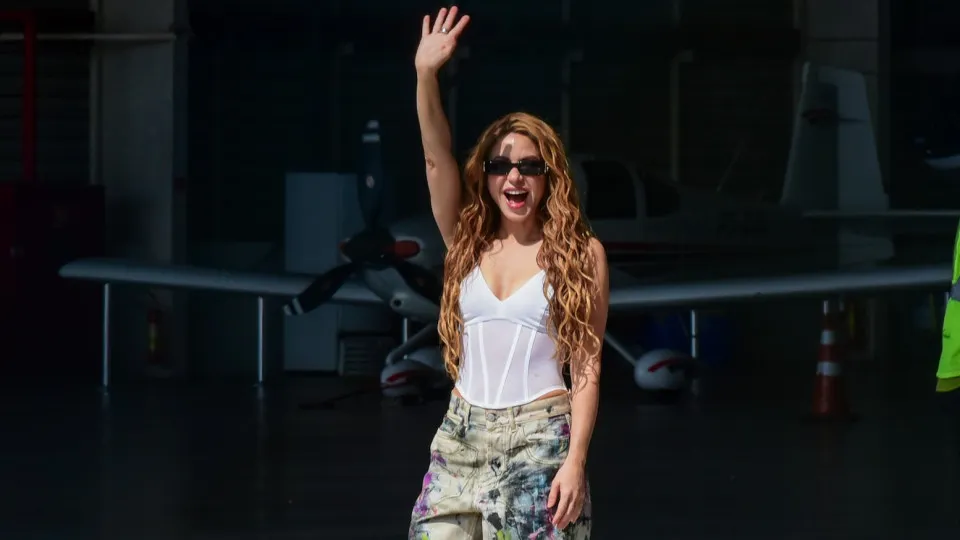 Shakira desembarca no Rio para show gratuito em Copacabana neste sábado - img