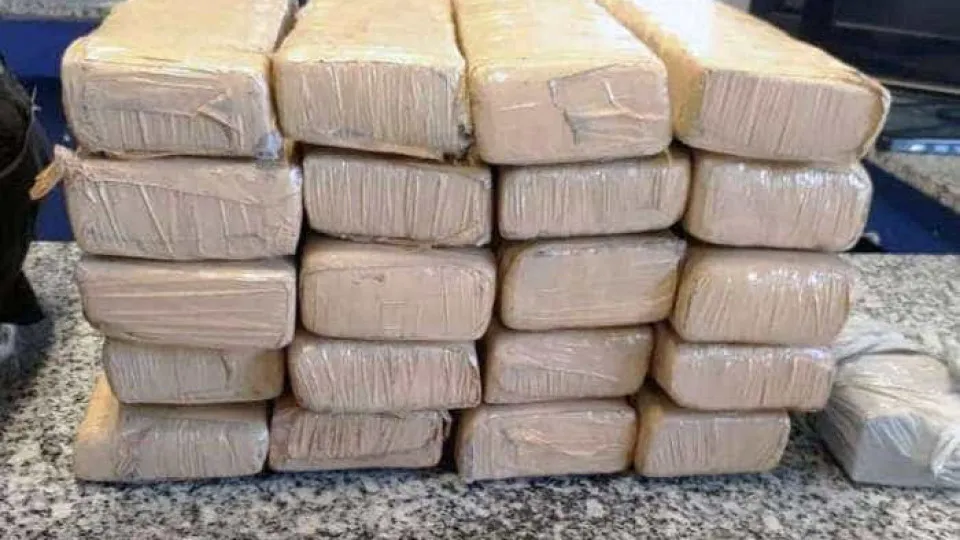 Sri Lanka prende 22 monges com 110 kg de maconha em aeroporto - img
