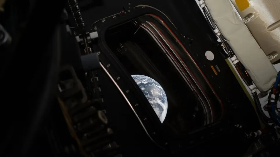 Tem Wi-Fi no espaço? Veja como a Nasa consegue divulgar imagens da missão Artemis II - img