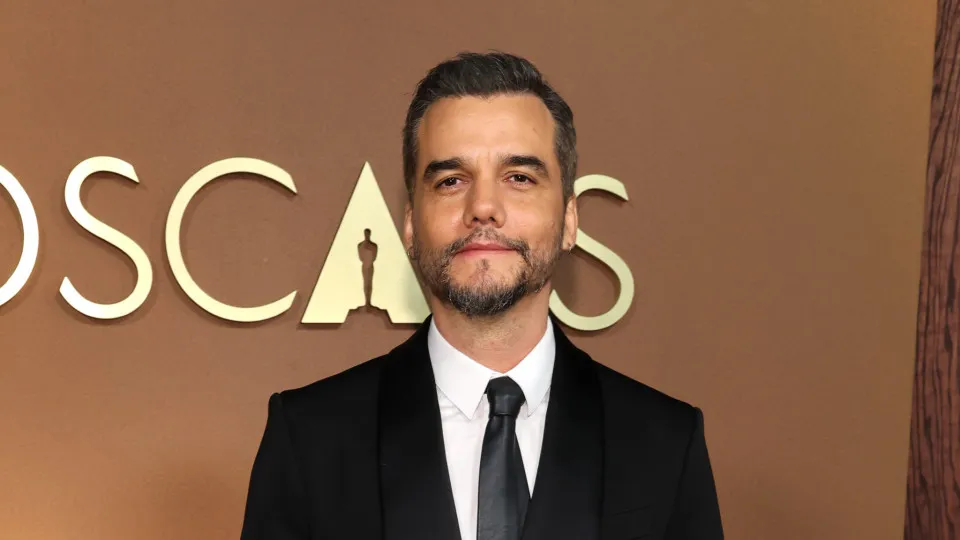 Wagner Moura vai protagonizar filme ao lado de Kristen Stewart - img