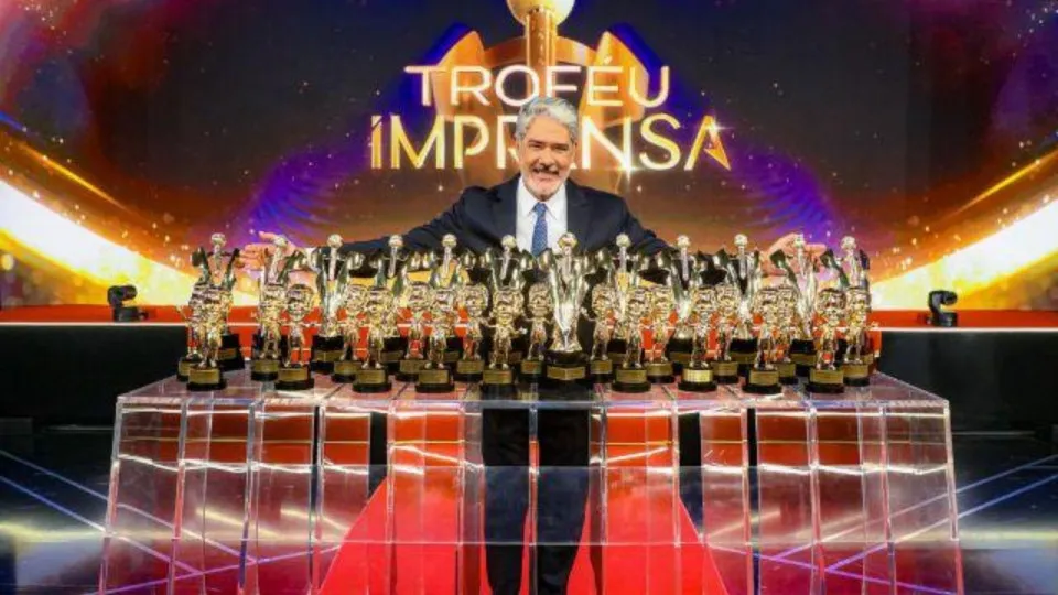 William Bonner recebe 33 estatuetas do Troféu Imprensa no SBT - img