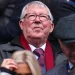 Alex Ferguson se sente mal antes de United x Liverpool e é hospitalizado