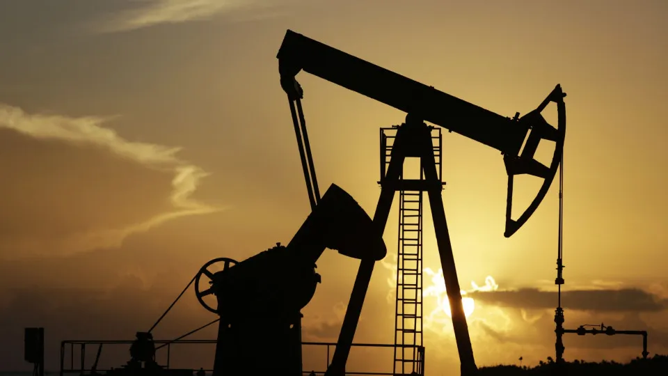 Emirados Árabes acusam Irã de atacar zona petrolífera - img