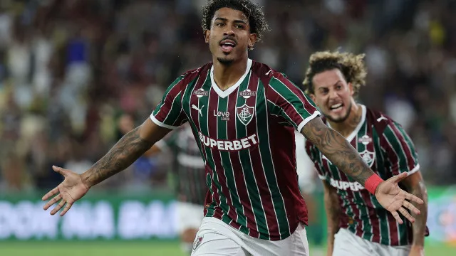 Fluminense empata com Vitória no fim; torcedores xingam Zubeldía - img