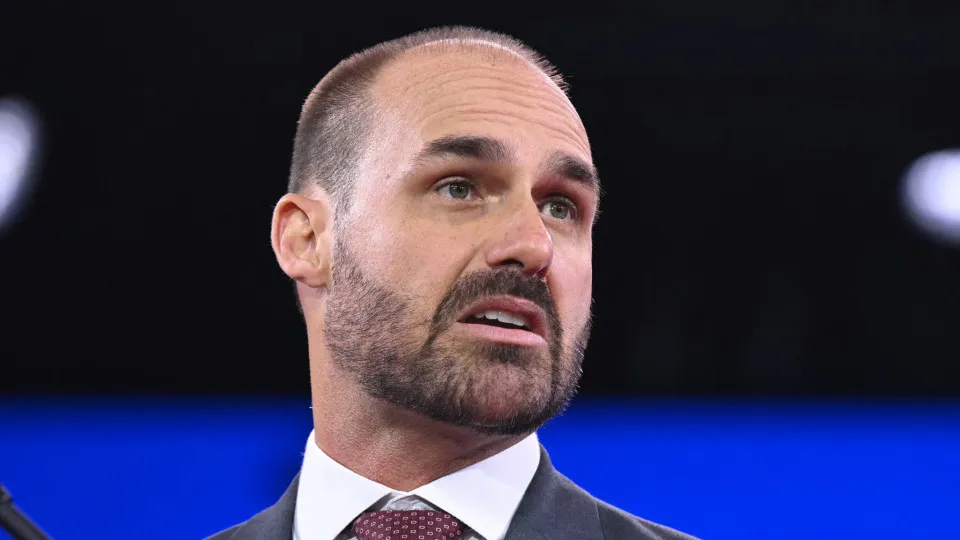 PGR pede ao Supremo condenação de Eduardo Bolsonaro por coação - img